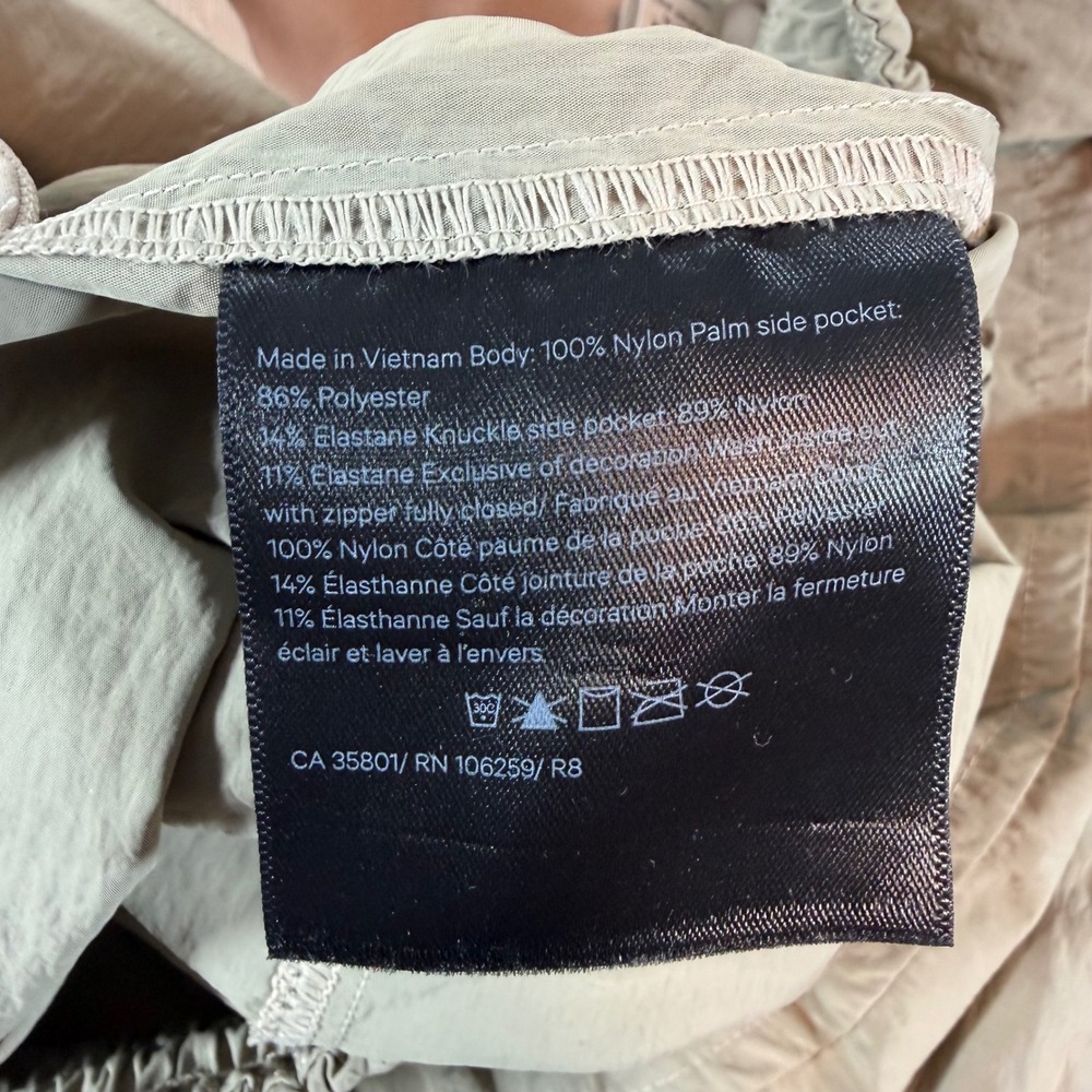 Lululemon Lab Nylon Joggers Womens 6 Tan Khaki Toggle Waist Zip Ankle‎ - Picture 7 of 11